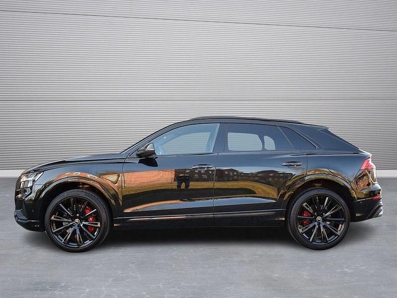 Gebraucht Audi SQ8 Competition 507 PS (372 kW) 2022 Mythosschwarz metallic SUV