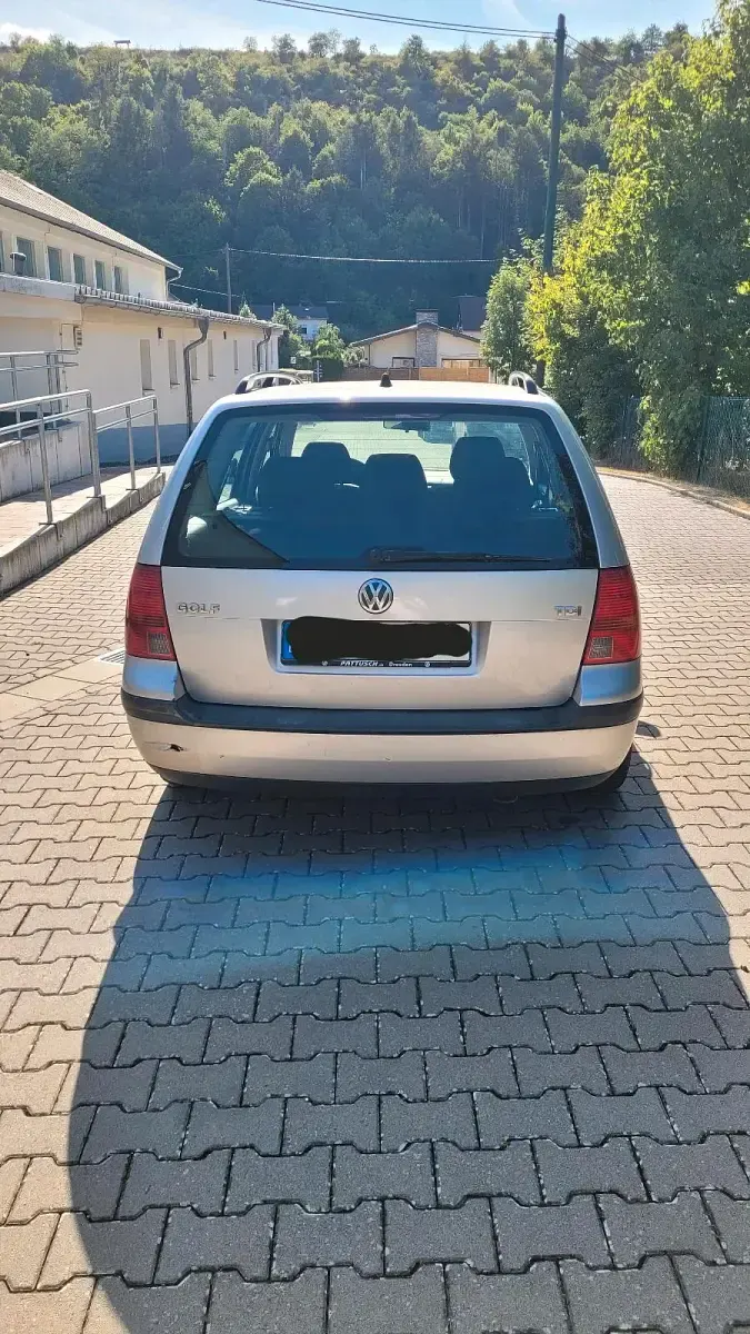 Gebraucht VW Golf IV 101 PS (74 kW) 2003 Silber Kombi