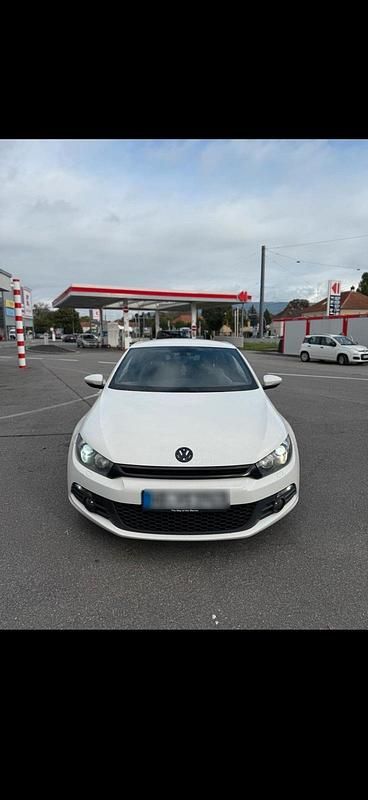 Gebraucht VW Scirocco 160 PS (117 kW) 2009 Weiß Coupé