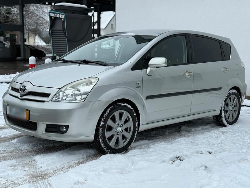 Gebraucht Toyota Corolla Verso 150 PS (110 kW) 2005 Gold Van / Kleinbus