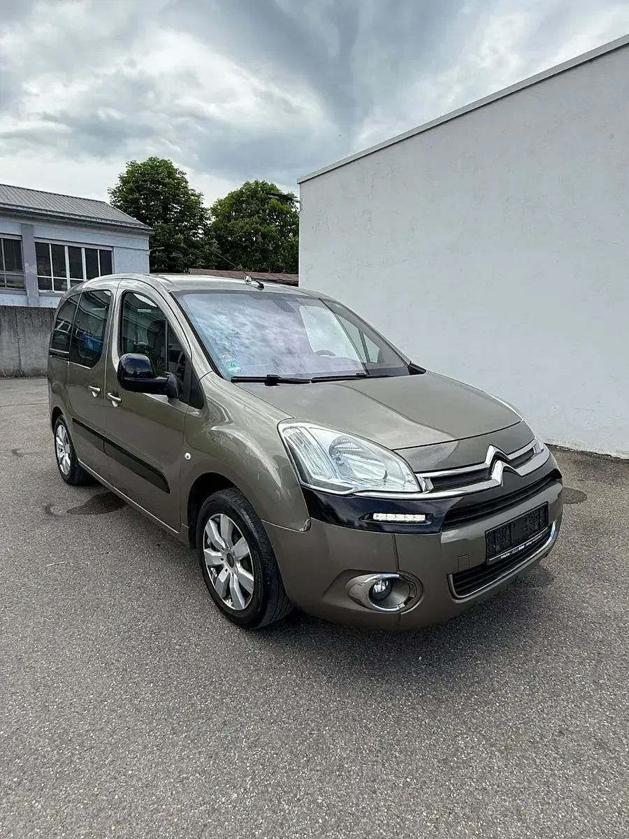 Gebraucht Citroën e-Berlingo SELECTION 114 PS (83 kW) 2013 Braun Kombi