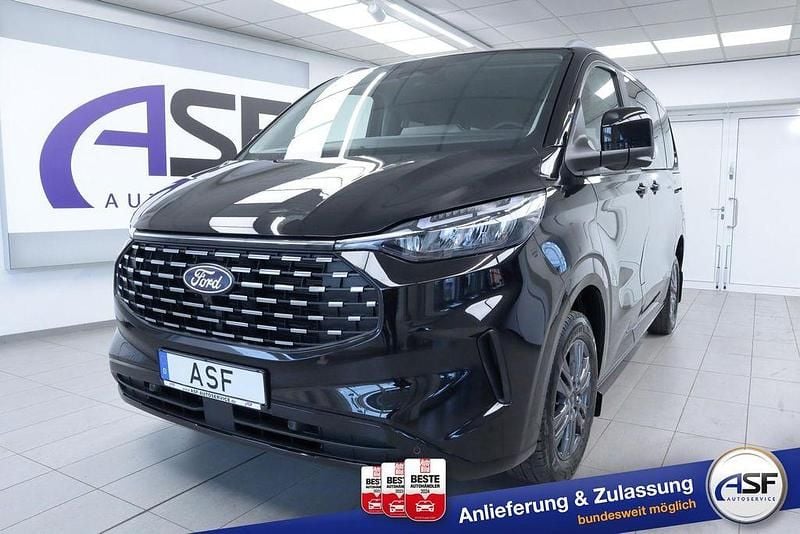 Schwarz Gebraucht 2025 Ford Tourneo Titanium Van / Kleinbus | 44.470 € (Guter Preis) - Bild 1/3