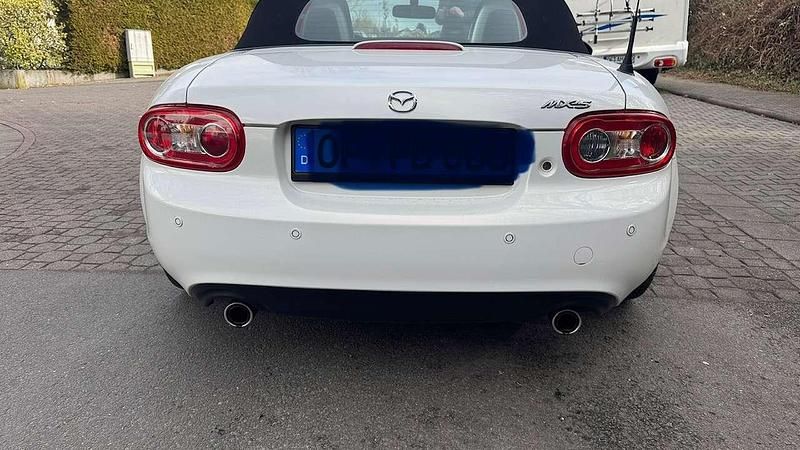 Gebraucht Mazda MX5 Sports-Line 160 PS (117 kW) 2011 Weiß Cabrio