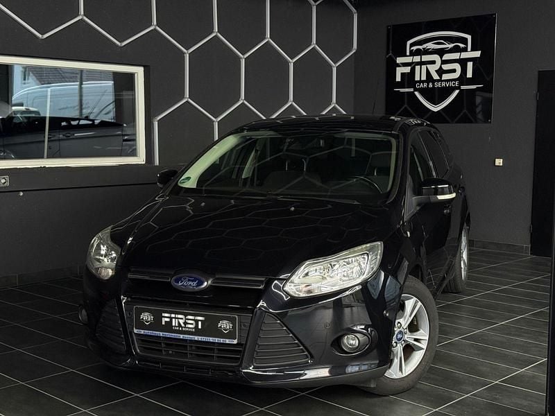 Schwarz Gebraucht 2014 Ford Focus SYNC Edition Kombi | 5.999 € (Guter Preis) - Bild 1/4