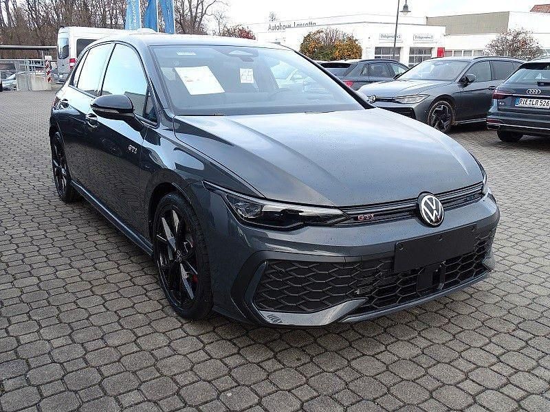 Neu VW Golf VIII Style 265 PS (194 kW) 2026 Grau Limousine