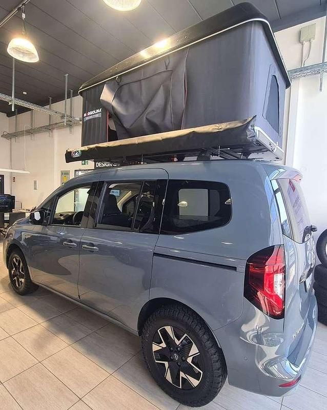 Neu Nissan Townstar Tekna 131 PS (96 kW) 2025 Grau Van / Kleinbus