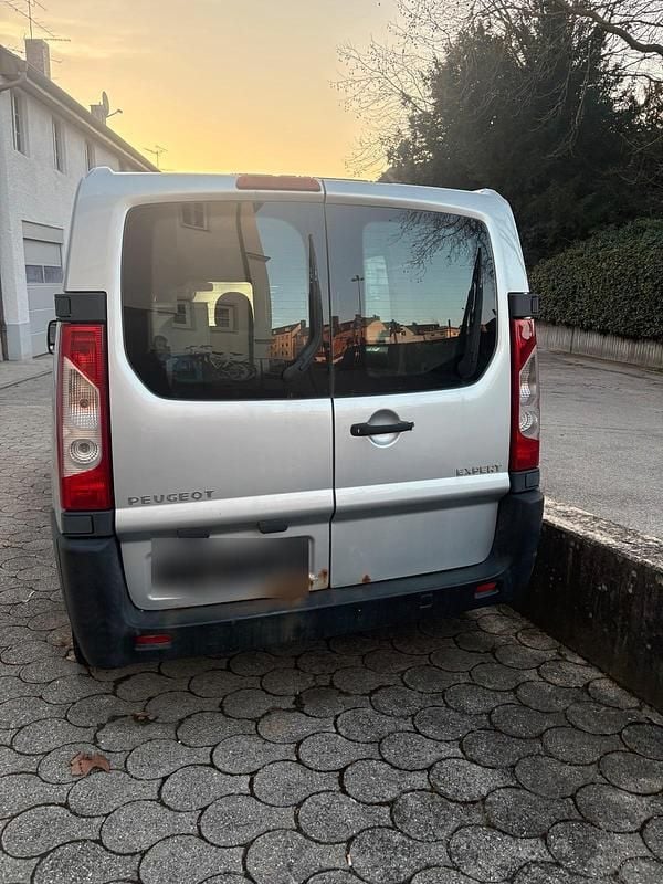 Gebraucht Peugeot Expert 120 PS (88 kW) 2011 Silber Van