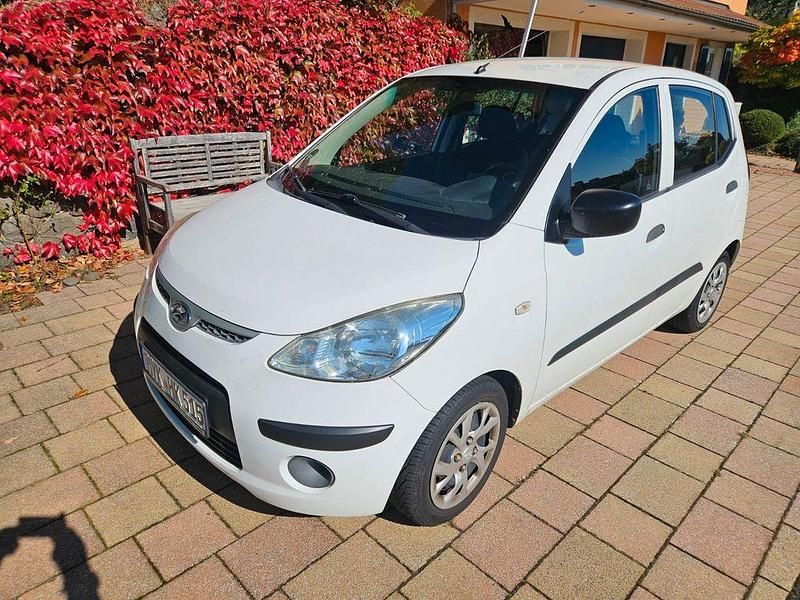Weiß Gebraucht 2008 Hyundai i10 Pure Kleinwagen | 2.400 € (Fairer Preis) - Bild 1/4