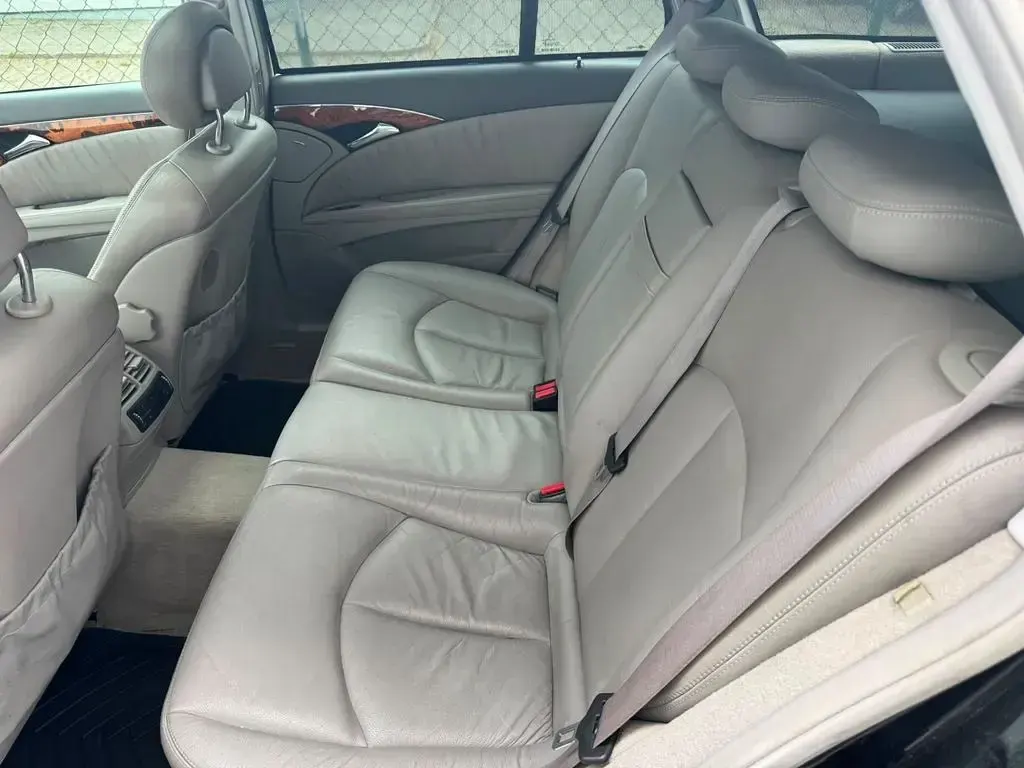 Gebraucht Mercedes E320 Elegance 224 PS (164 kW) 2005 Limousine