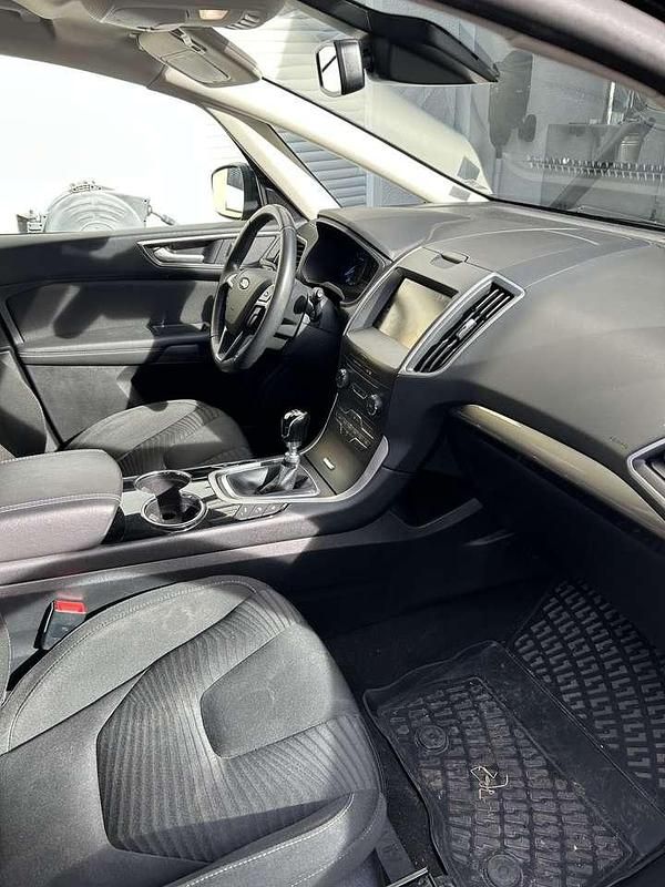 Gebraucht Ford S-MAX Trend 150 PS (110 kW) 2016 Schwarz Van / Kleinbus