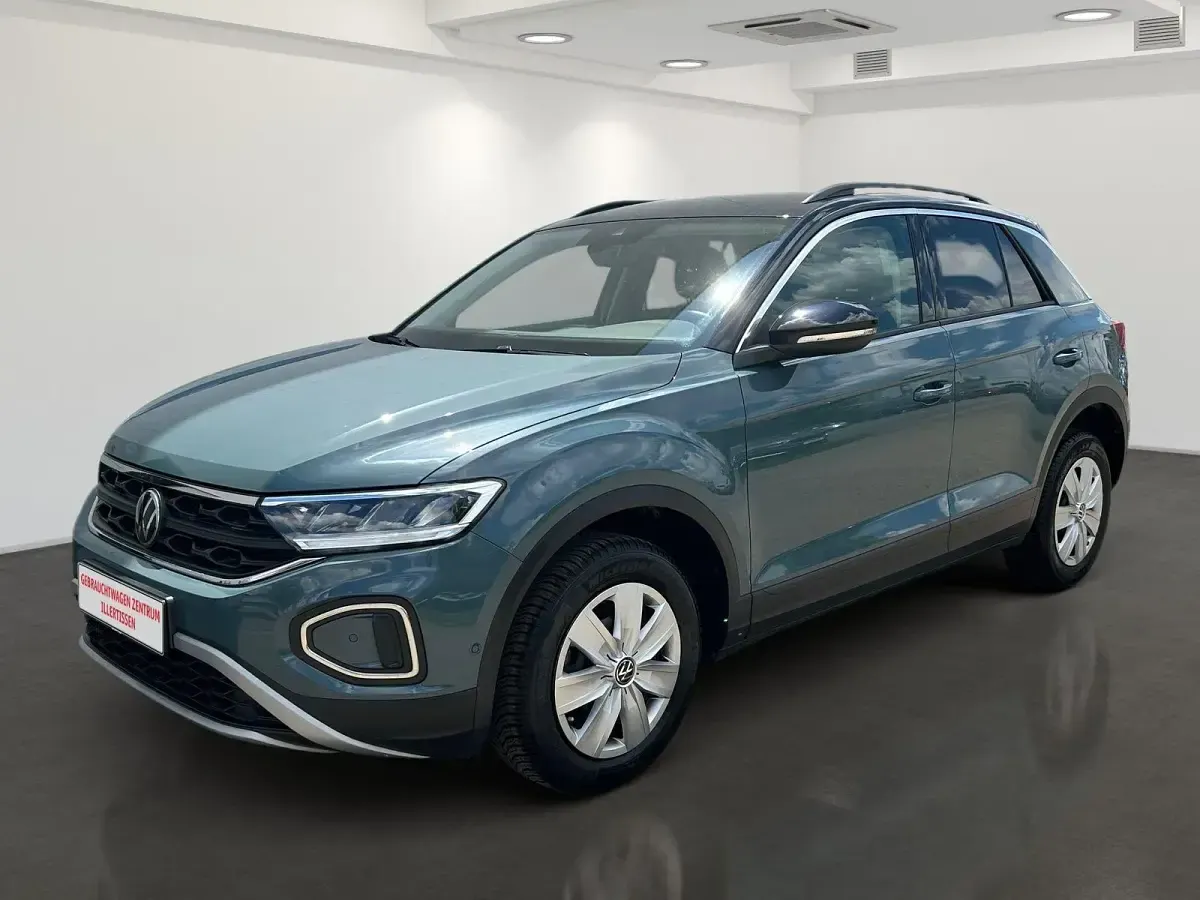 Gebraucht VW T-Roc Life 110 PS (80 kW) 2022 Blau SUV