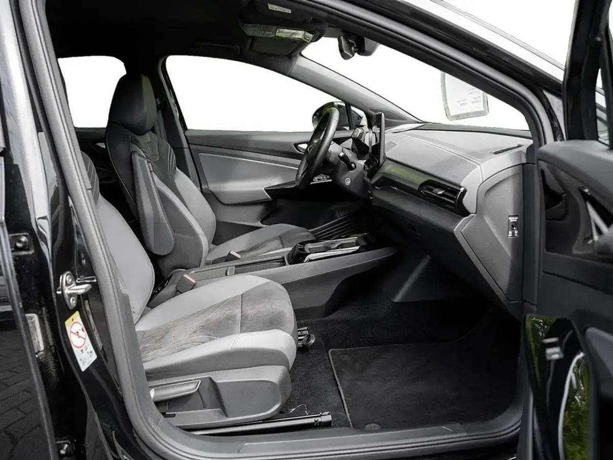 Gebraucht VW ID.5 Pro 127 kW (174 PS) 2024 Grenadillschwarz SUV