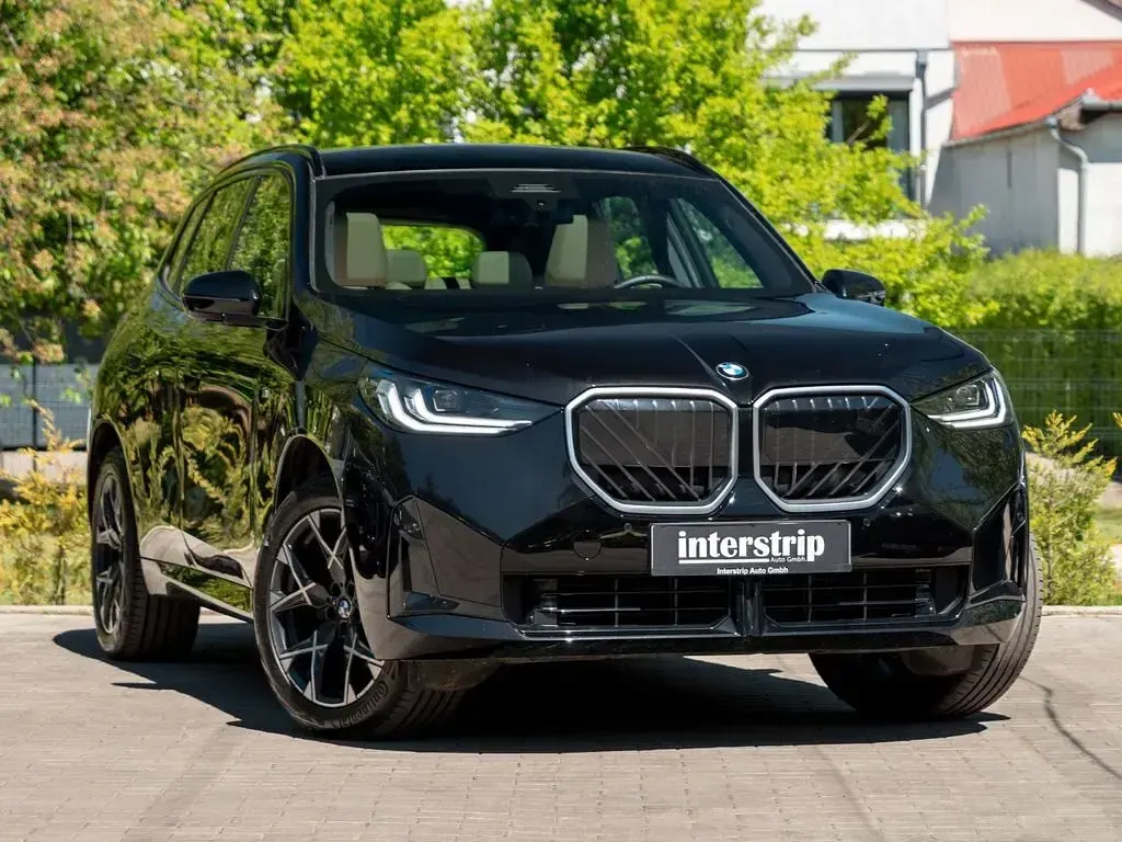 Gebraucht BMW X3 M Sport 197 PS (144 kW) 2025 Schwarz SUV