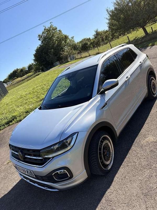 Grau Gebraucht 2022 VW T-Cross Style SUV | 20.900 € (Guter Preis) - Bild 1/4