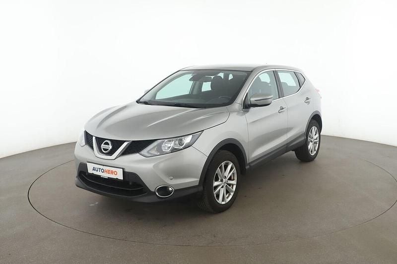 Grau Gebraucht 2016 Nissan Qashqai Acenta SUV | 13.210 € (Fairer Preis) - Bild 1/3