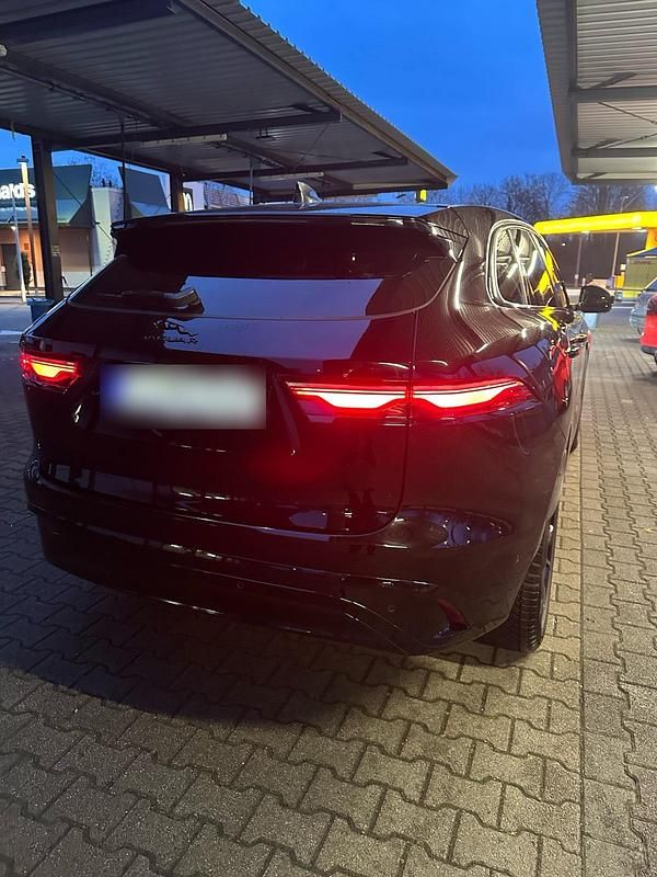 Gebraucht Jaguar F-Pace S 250 PS (183 kW) 2021 Schwarz SUV