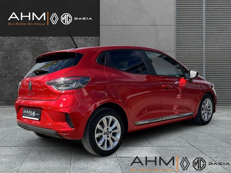 Second-hand Renault Clio V Evolution 101 CP (74 kW) 2024 Roșu Berlinǎ