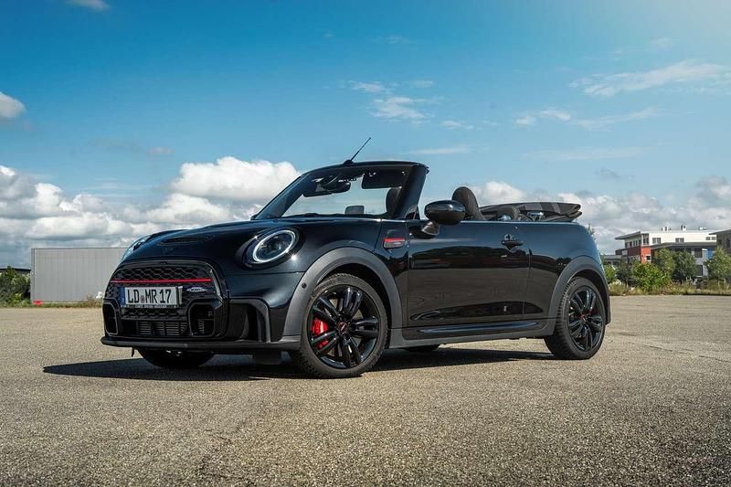 Schwarz Gebraucht 2023 Mini John Cooper Works Cabriolet Cabrio | 37.900 € (Fairer Preis) - Bild 1/4