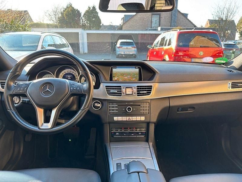 Gebraucht Mercedes E250 AMG 211 PS (155 kW) 2015 Grau Kombi