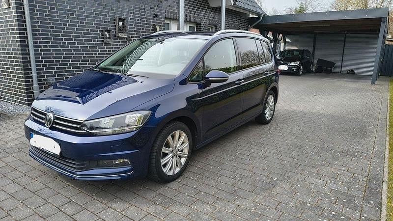 Gebraucht VW Touran Join 116 PS (85 kW) 2018 Blau Van / Kleinbus