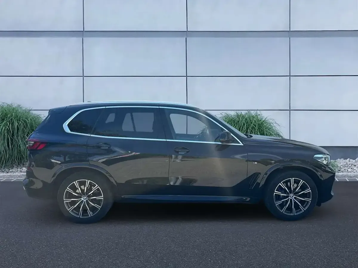 Gebraucht BMW X5 M Sport 286 PS (210 kW) 2022 M carbonschwarz SUV