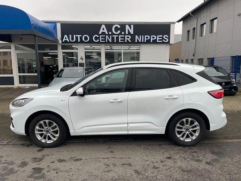 Gebraucht Ford Kuga ST-Line 190 PS (139 kW) 2022 Weiß SUV