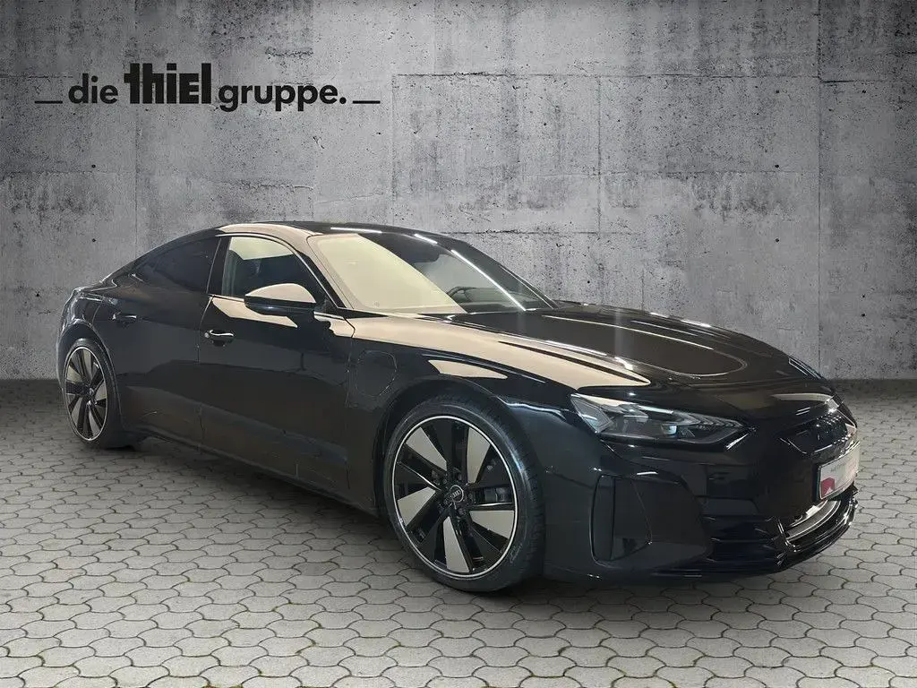 Second-hand Audi e-tron GT quattro Basis 350 kW (476 CP) 2023 Negru Berlinǎ