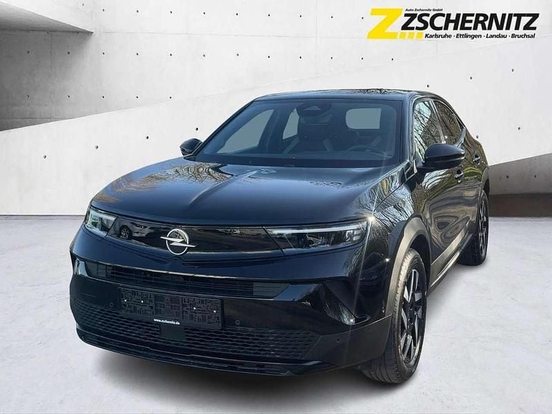 Lackierung schwarz perla nera/ Gebraucht 2025 Opel Mokka Elegance SUV | 25.990 € (Etwas zu teuer) - Bild 1/4