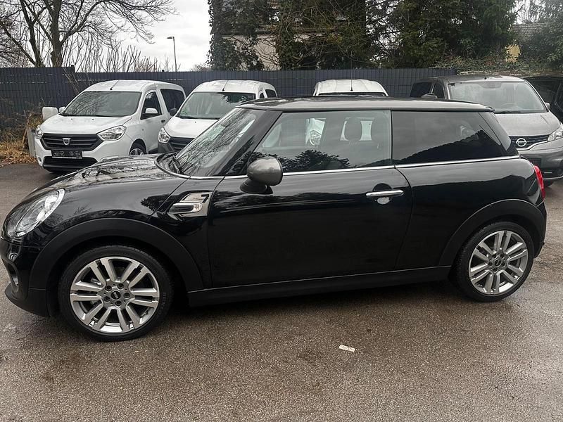 Gebraucht Mini Cooper Seven 136 PS (100 kW) 2016 Schwarz Kleinwagen