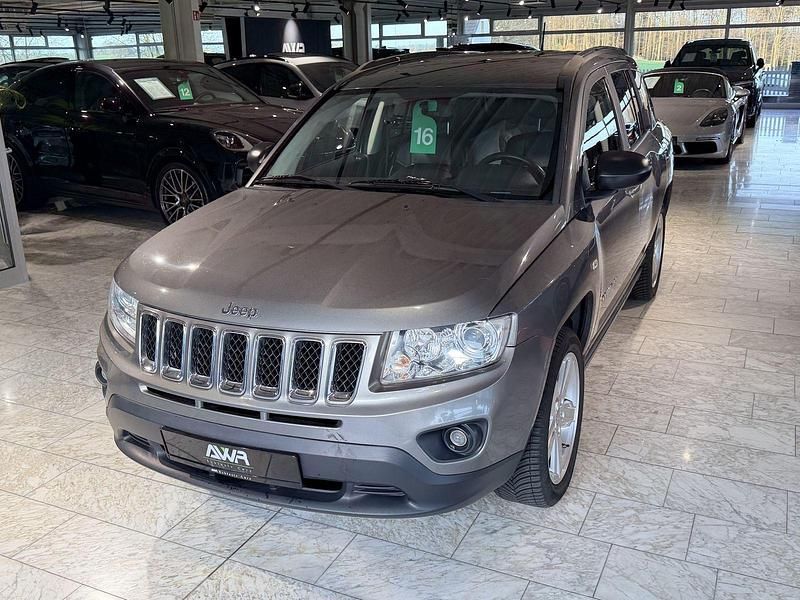 Gebraucht Jeep Compass Limited 136 PS (100 kW) 2013 Grau SUV