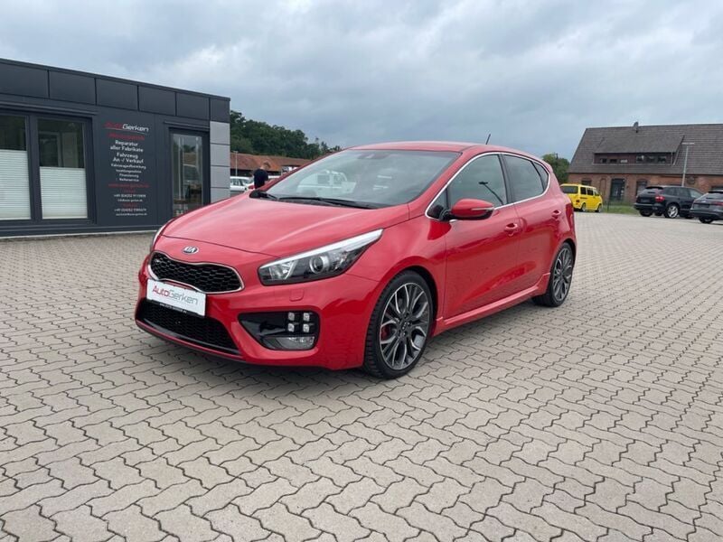 (frd) trackrot Gebraucht 2015 Kia Ceed GT-Track Limousine | 13.990 € (Fairer Preis) - Bild 1/4