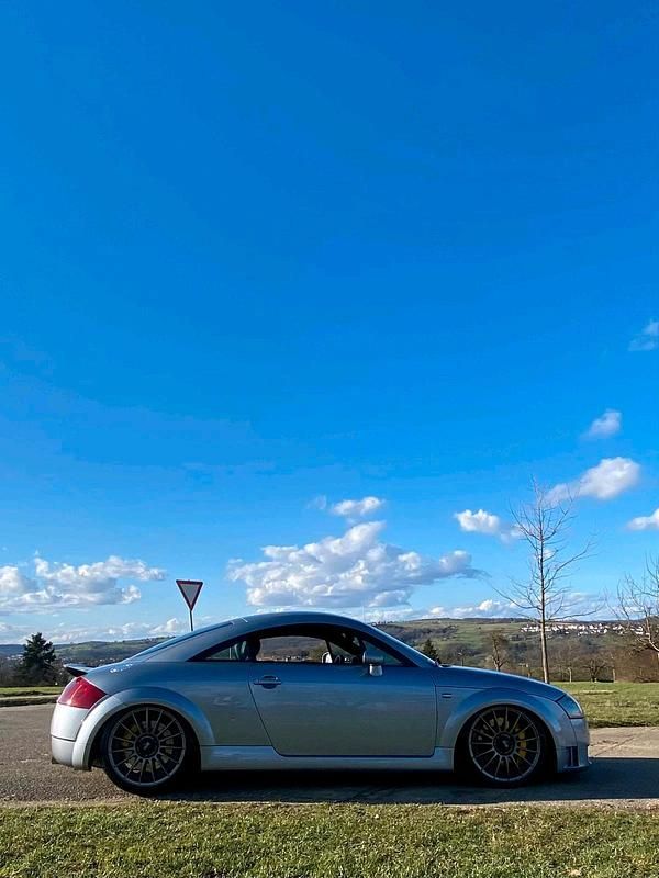 Second-hand Audi TT 250 CP (183 kW) 2004 Argintiu Coupe