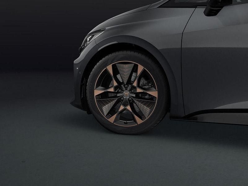 Neu Cupra Born Endurance 169 kW (231 PS) 2026 Grau Kleinwagen