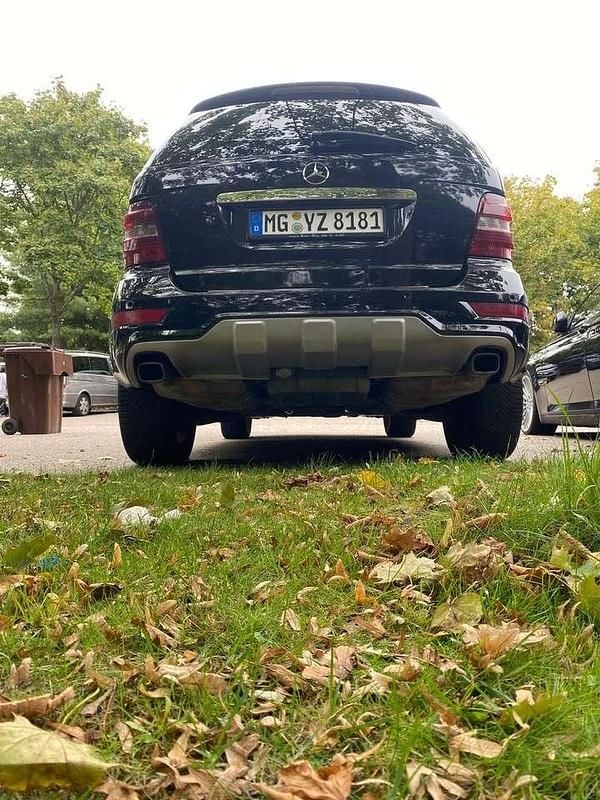 Gebraucht Mercedes ML320 224 PS (164 kW) 2008 SUV
