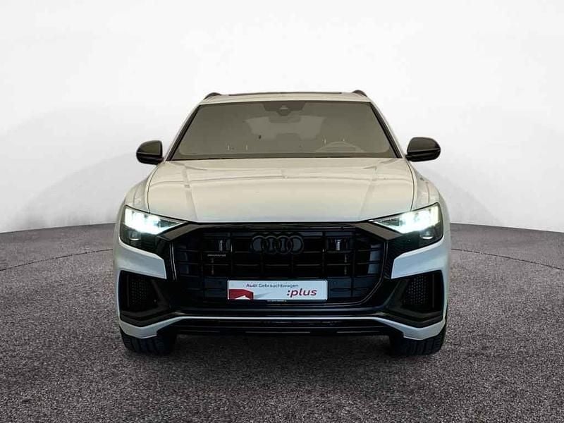 Gebraucht Audi Q8 S-Line 381 PS (280 kW) 2021 Gletscherweiß metallic SUV