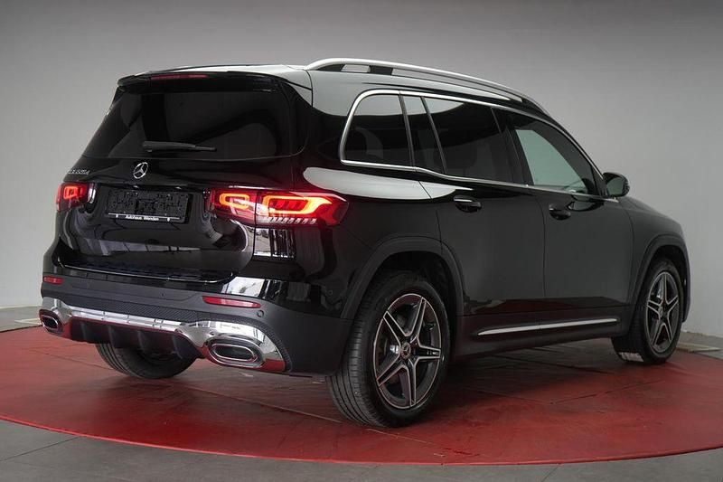 Gebraucht Mercedes GLB220 AMG line 190 PS (139 kW) 2023 Schwarz SUV