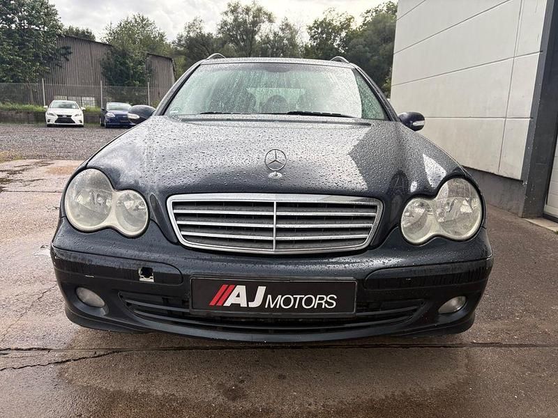 Schwarz Gebraucht 2005 Mercedes C200 Kombi | 1.990 € (Superpreis) - Bild 1/4