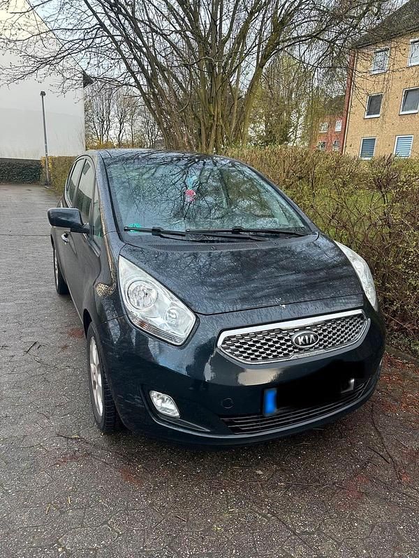 Gebraucht Kia Venga 125 PS (91 kW) 2011 Schwarz Kleinwagen