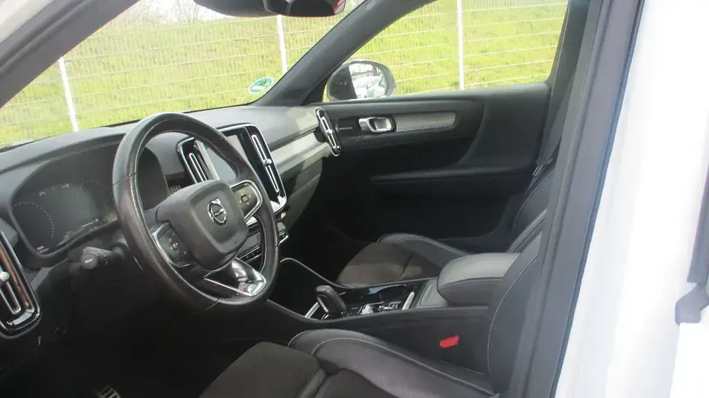 Gebraucht Volvo XC40 R-Design 268 PS (197 kW) 2018 Weiß SUV