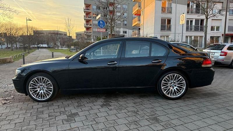 Gebraucht BMW 760 Exclusive 445 PS (327 kW) 2005 Schwarz Limousine