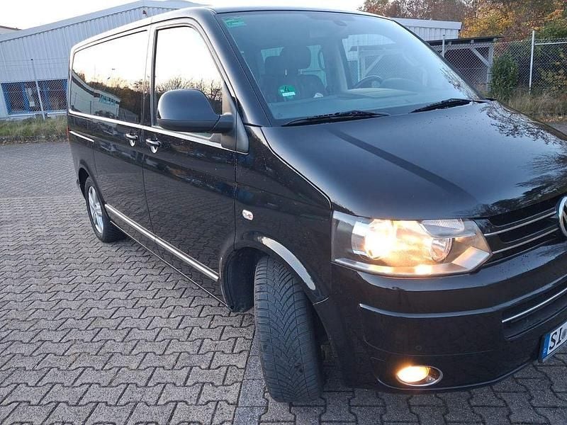 Schwarz Gebraucht 2010 VW T5 Van | 12.150 € (Guter Preis) - Bild 1/4