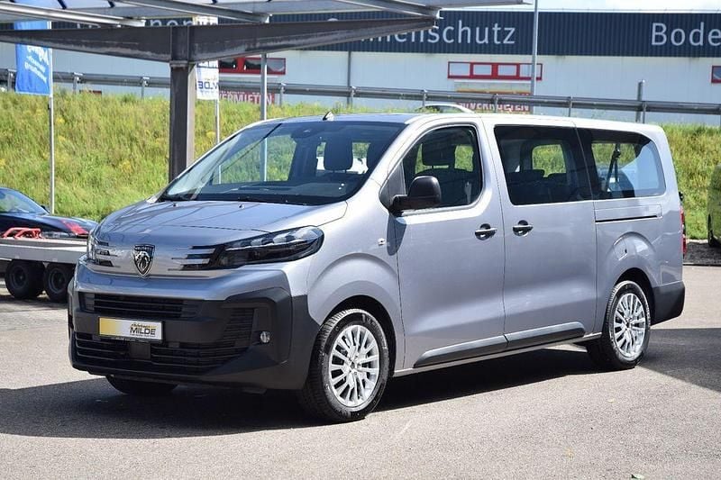 Artense grau Neu 2025 Peugeot Traveller Van / Kleinbus | 39.690 € (Superpreis) - Bild 1/4