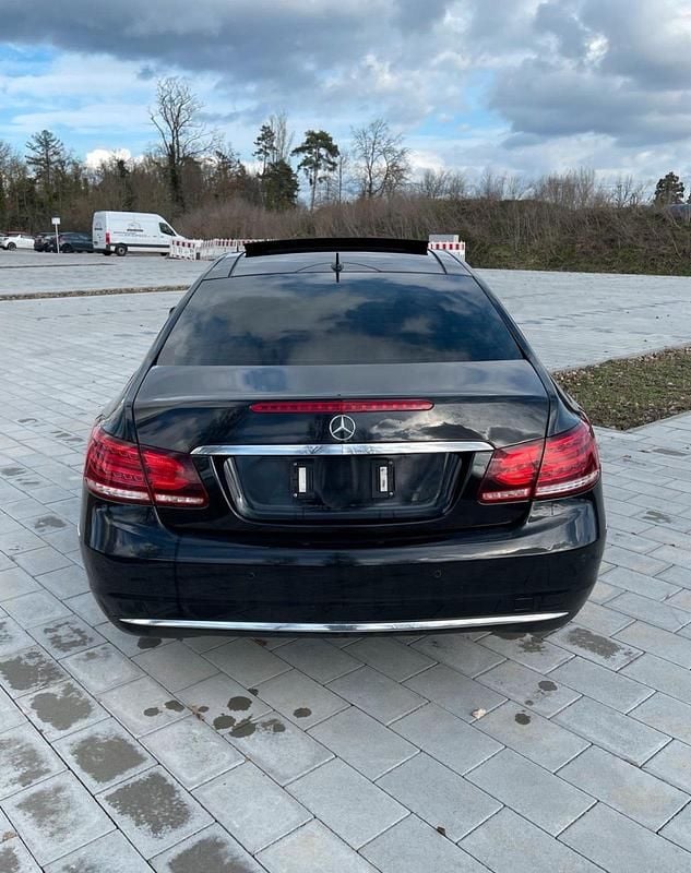 Gebraucht Mercedes E350 306 PS (225 kW) 2013 Schwarz Coupé