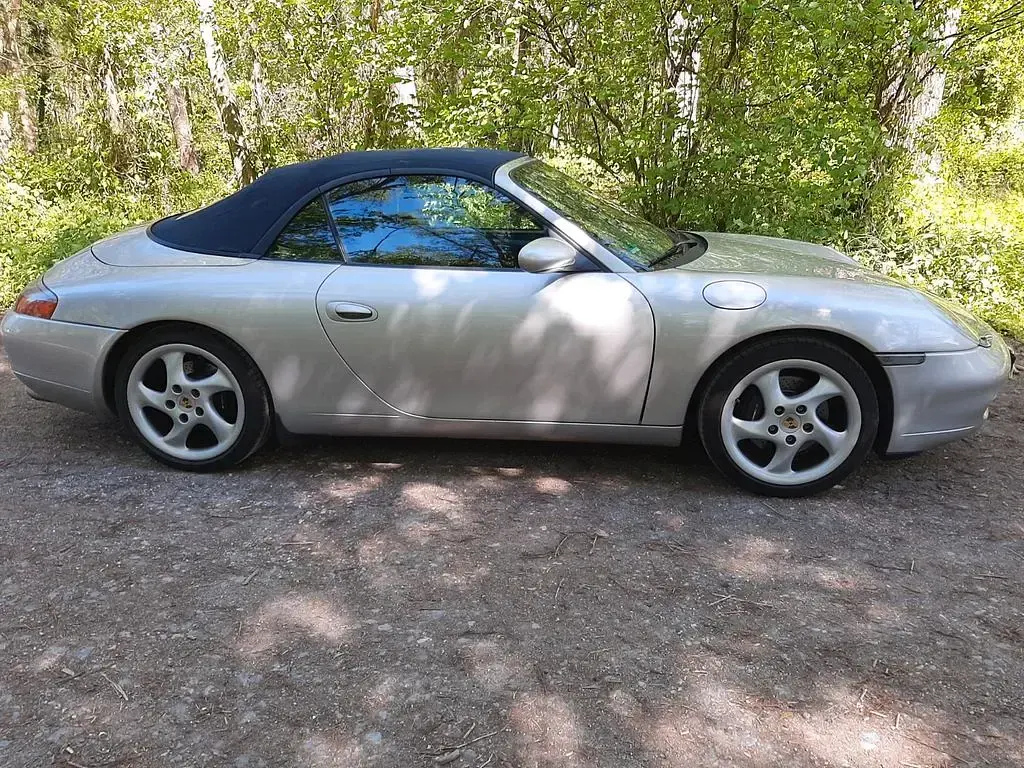 Gebraucht Porsche 911 Carrera Cabriolet 300 PS (220 kW) 1999 Silber Cabrio