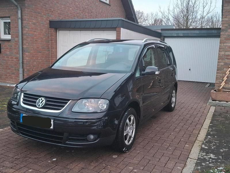 Gebraucht VW Touran 105 PS (77 kW) 2004 Schwarz Van / Kleinbus