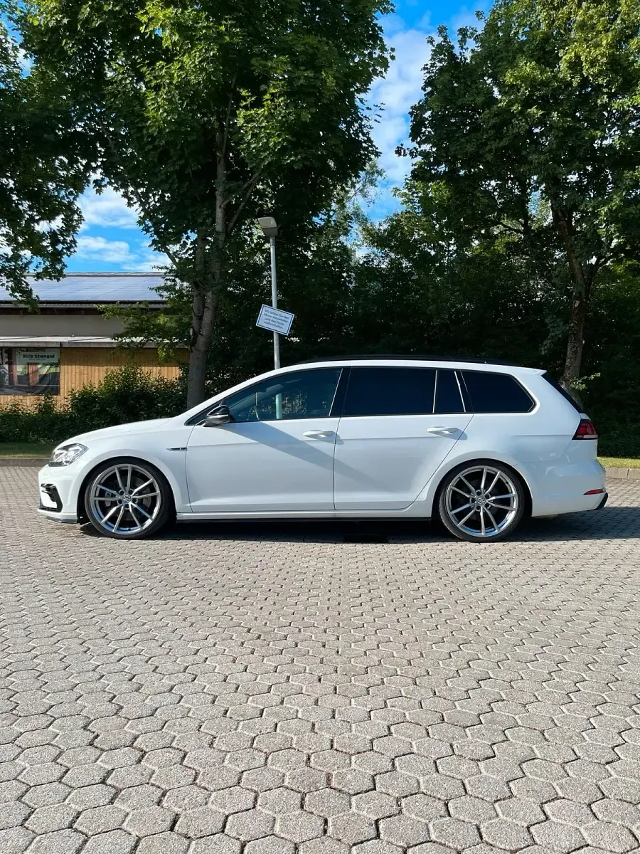 Gebraucht VW Golf VII 310 PS (228 kW) 2017 Weiß Kombi