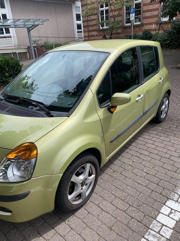 Gold Gebraucht 2004 Renault Modus Dynamique Van / Kleinbus | 2.300 € (Fairer Preis) - Bild 1/4