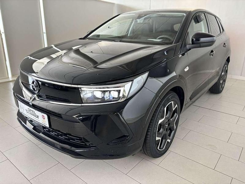 Diamant schwarz metallic Gebraucht 2023 Opel Grandland X SUV | 23.690 € (Fairer Preis) - Bild 1/3