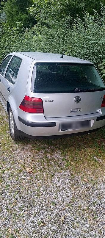 Gebraucht VW Golf IV 102 PS (75 kW) 2001 Grau Limousine