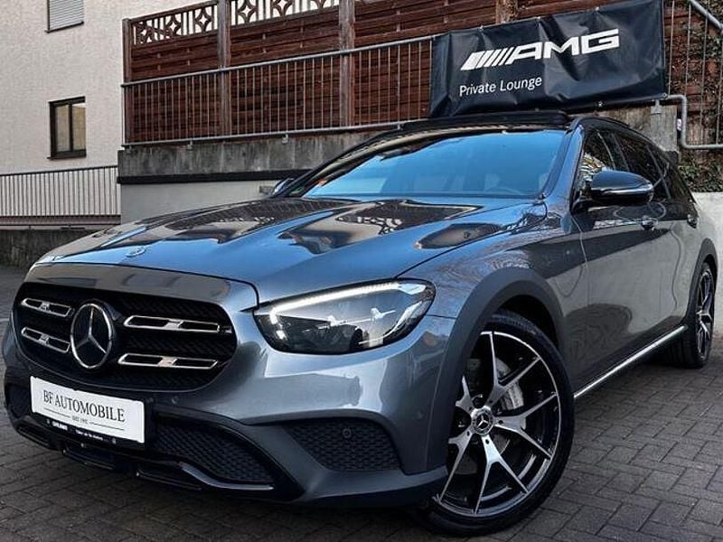 Gebraucht Mercedes E400 450 PS (330 kW) 2022 Grau Limousine